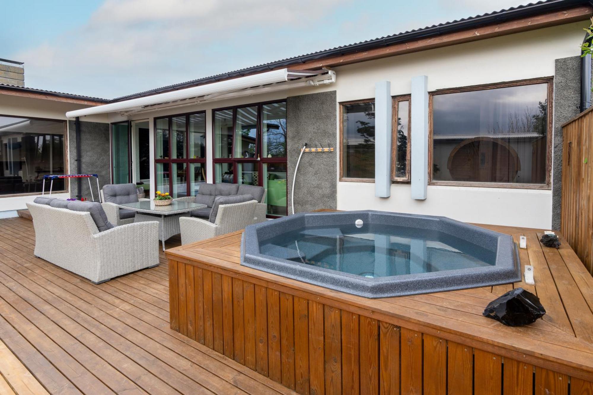 Tunfifill Guesthouse - Free Hot Tub And Sauna, Cozy And Quiet クヴァンムスタンギ エクステリア 写真